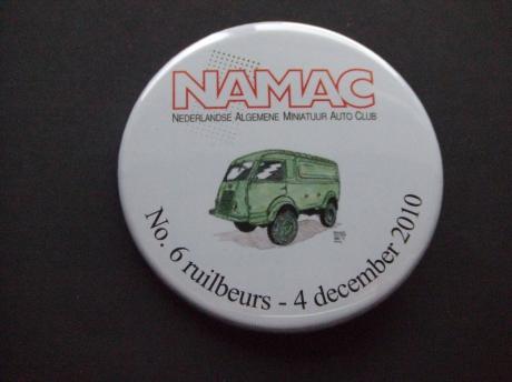 NAMAC ruilbeurs voor miniatuurauto's in Houten, No6, 4-12-2010. Renault Goelette R2067 4x4 ( gebruikt voor het Belgische leger)oldtimer 1954 groen